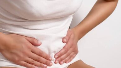 Early pregnancy lower back pain and cramps
