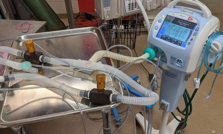 Patient dies after family members unplug ventilator to plug-in cooler